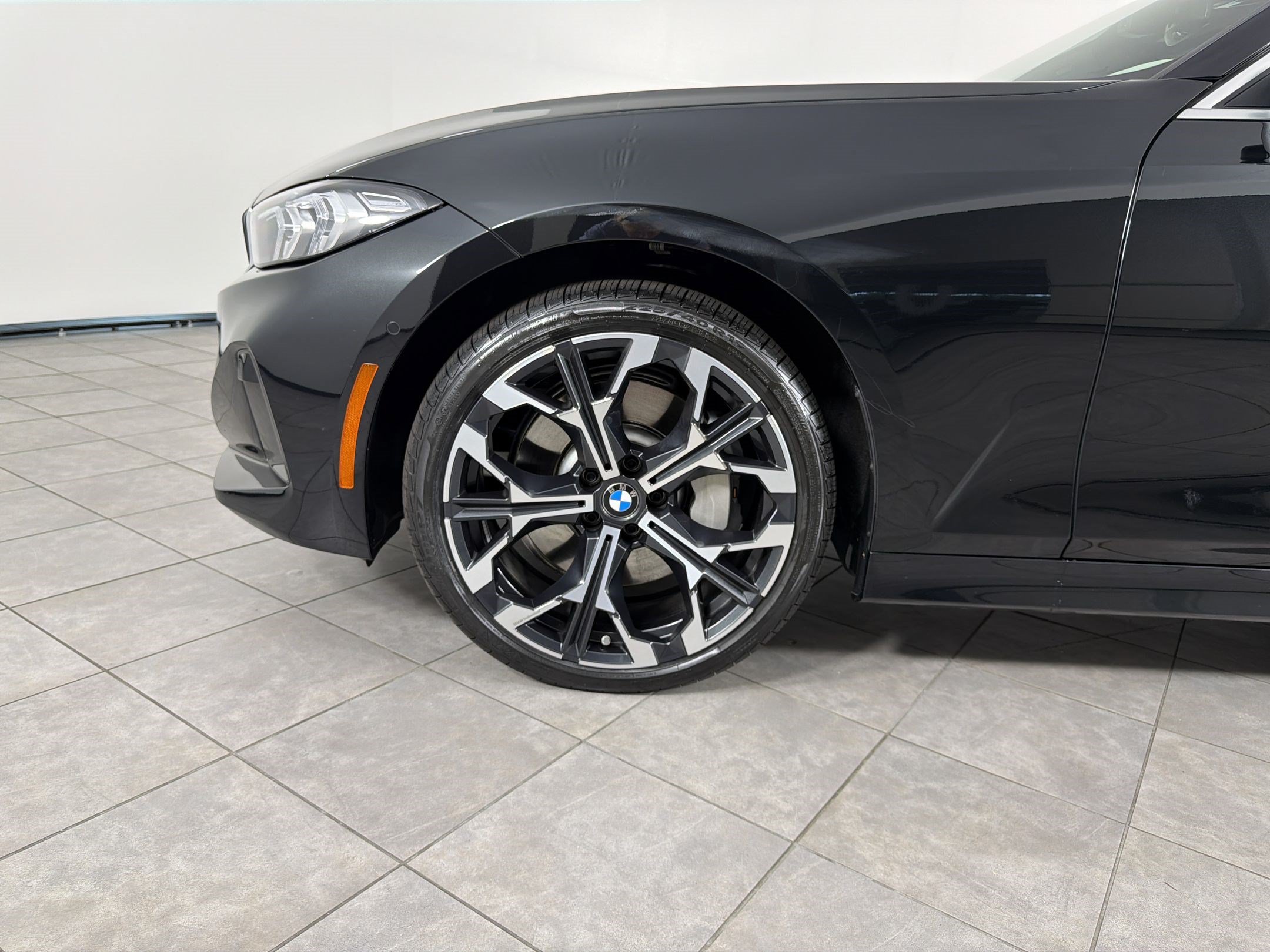 Used 2025 BMW 330i Sedan RWD image 12