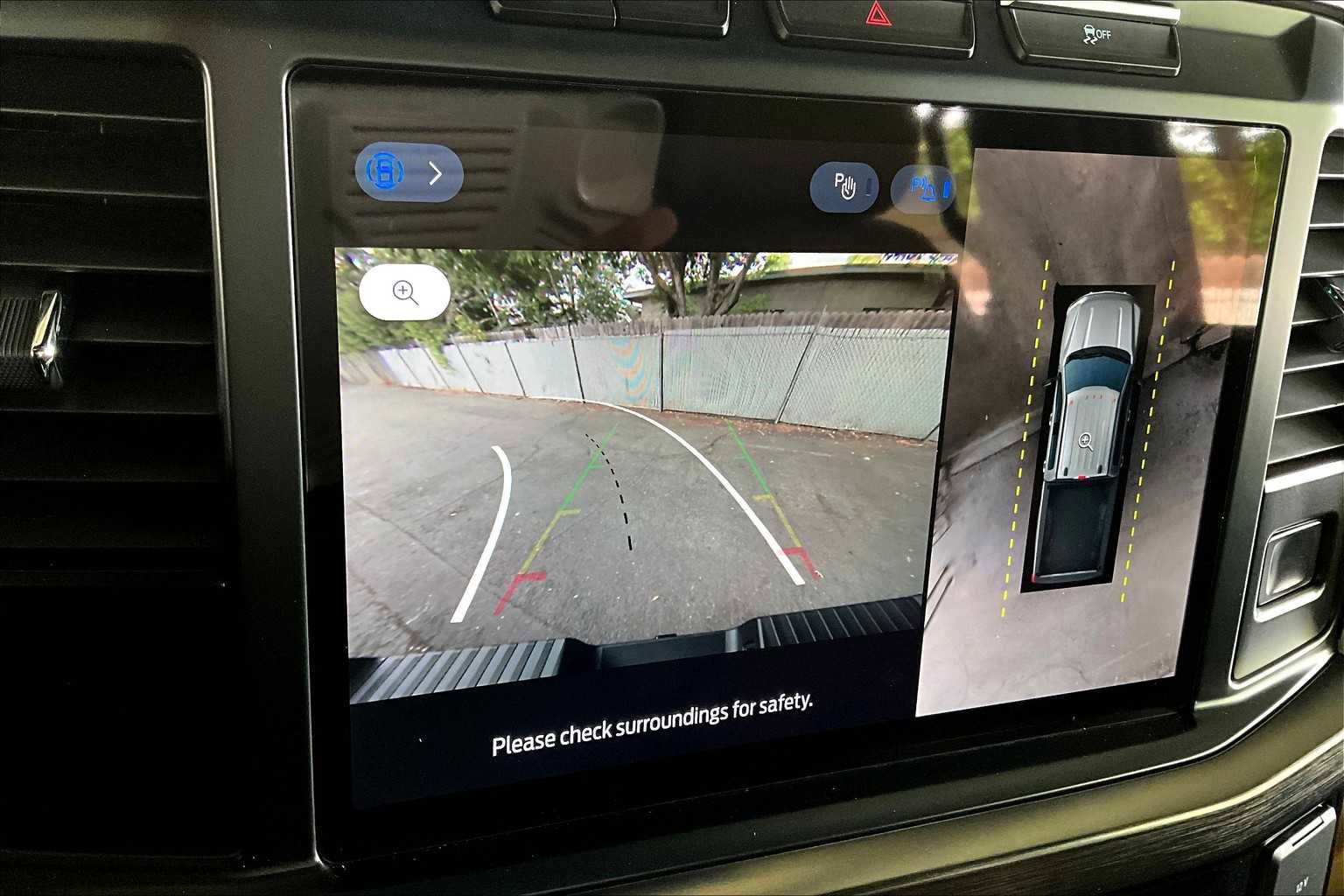 Used 2024 Ford F350 Lariat image 23