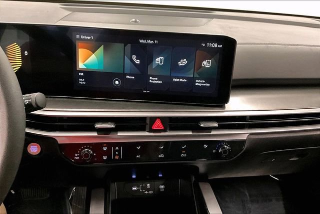 Used 2025 Kia Sorento LX image 29