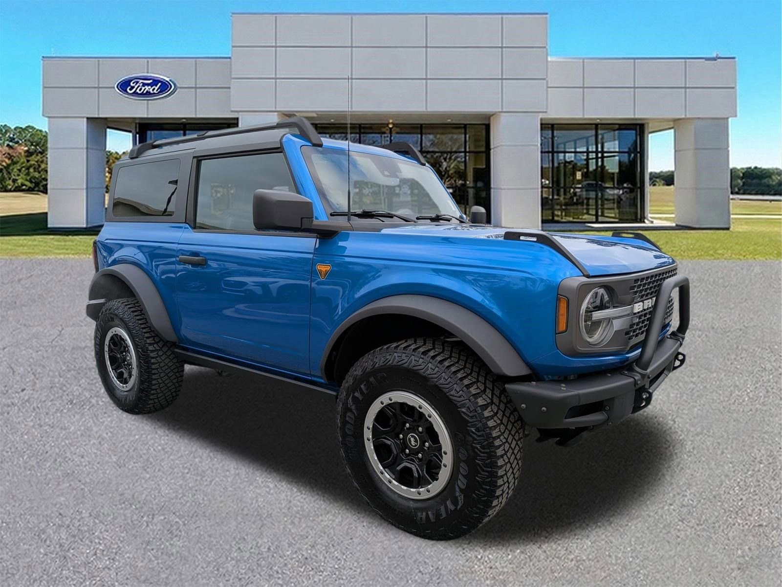 Certified 2021 Ford Bronco Badlands w/ Sasquatch Package image 2