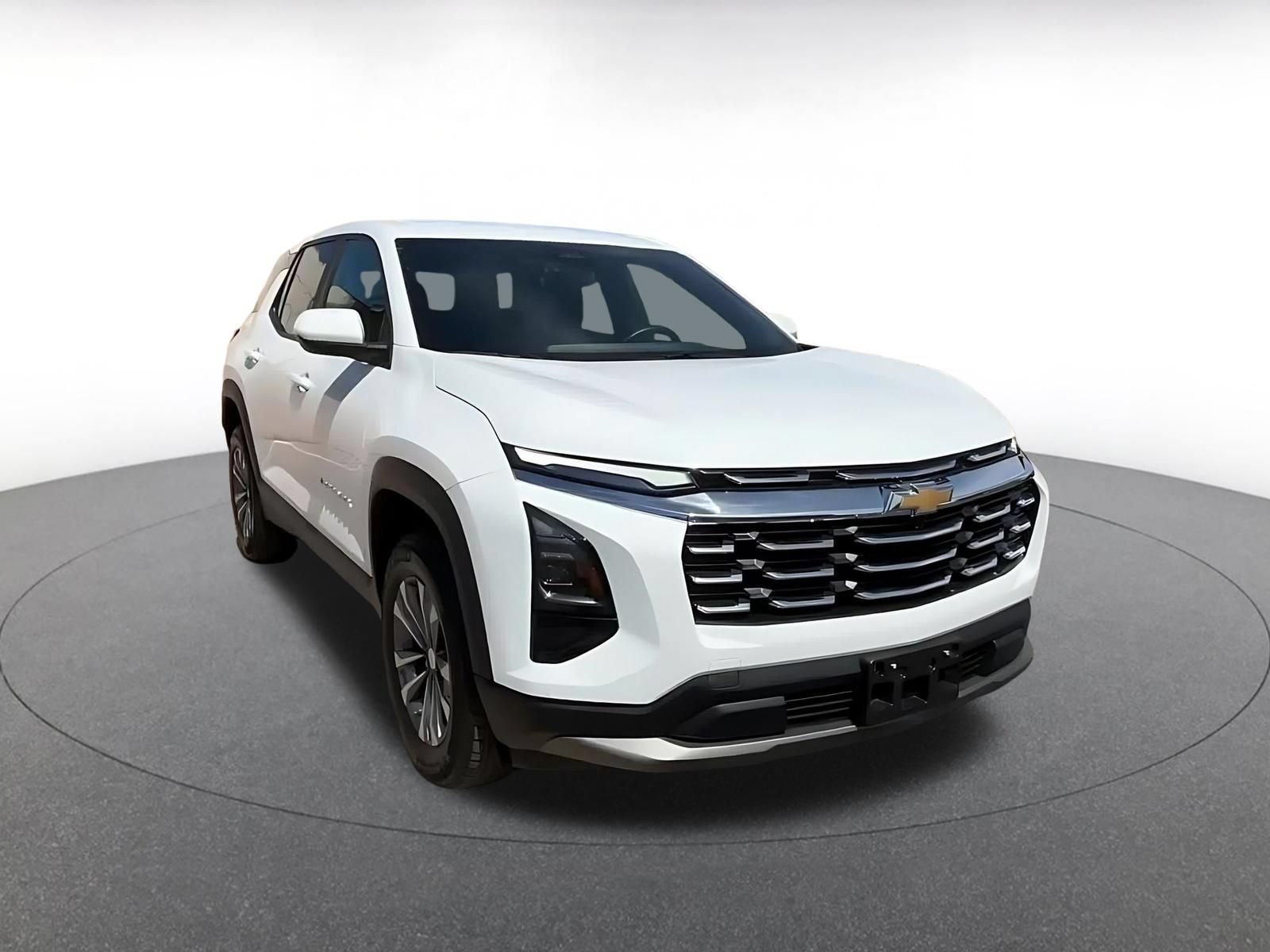 Used 2025 Chevrolet Equinox LT AWD/4WD image 3
