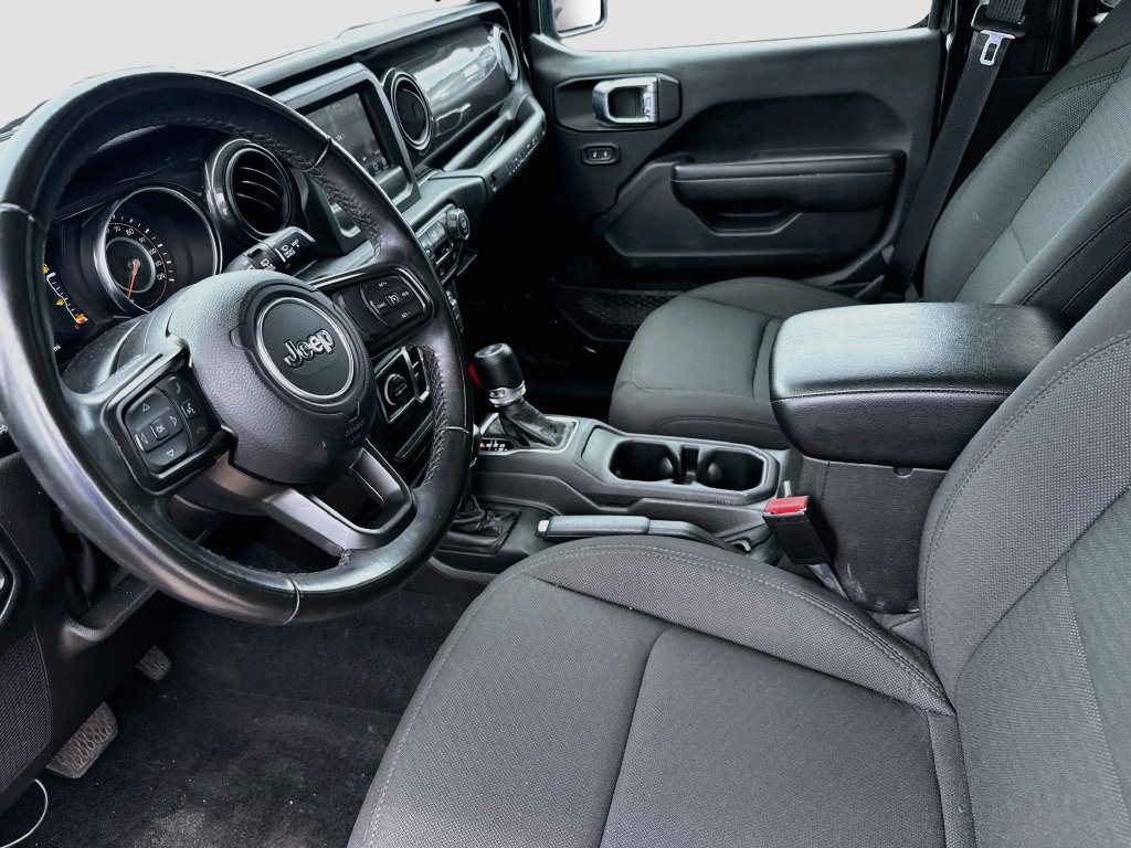 Used 2022 Jeep Wrangler Unlimited Sport AWD/4WD image 25