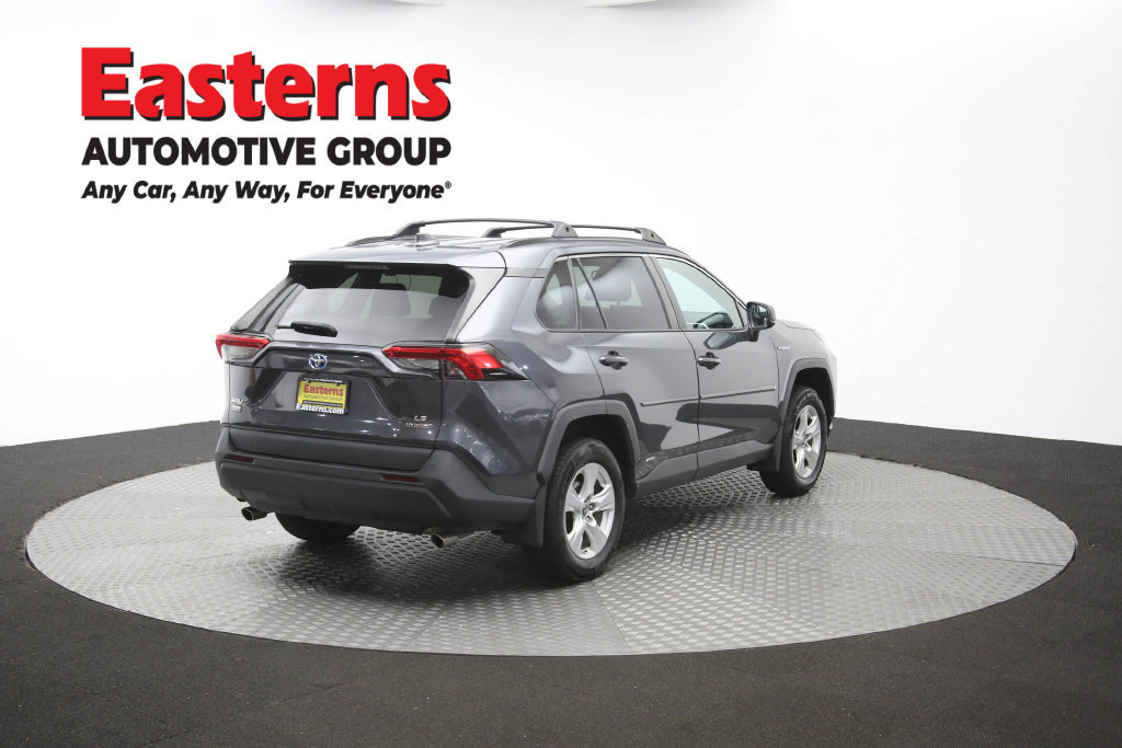 Used 2021 Toyota RAV4 LE w/ Carpet Mat Package (TMS) AWD/4WD image 42