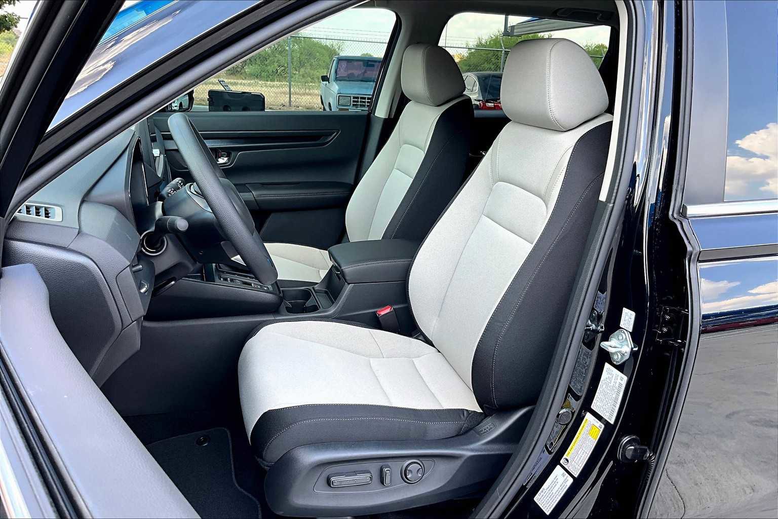 New 2026 Honda CR-V EX image 9