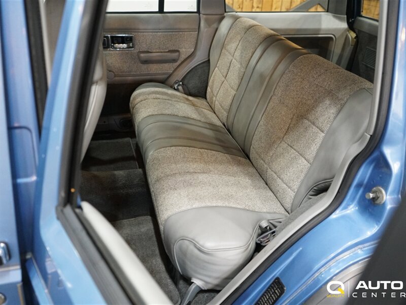 Used 1989 Jeep Cherokee Laredo AWD/4WD image 44