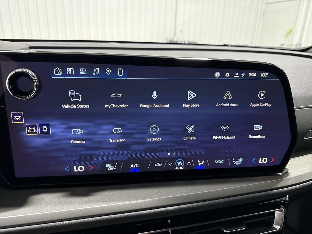 New 2027 Chevrolet Traverse LT w/ Driver Confidence Package FWD image 14