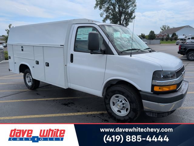 New 2026 Chevrolet Express 3500 w/ Power Convenience Package