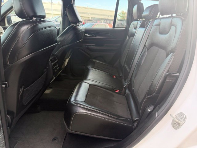 Used 2023 Jeep Grand Cherokee Altitude AWD/4WD image 12