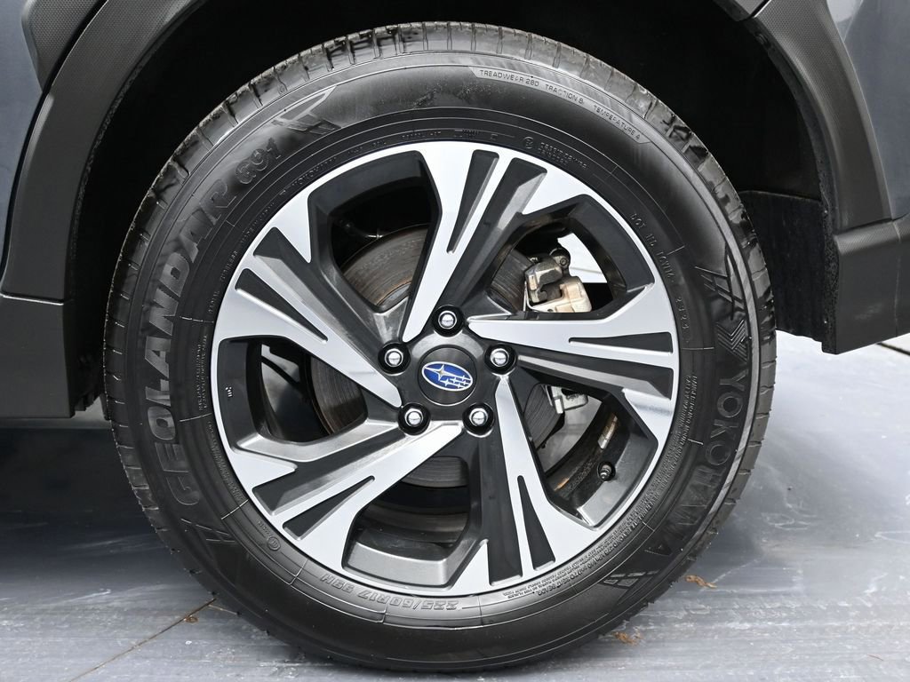 Used 2024 Subaru Crosstrek 2.0i Premium w/ Crosstrek Mirror Package image 12