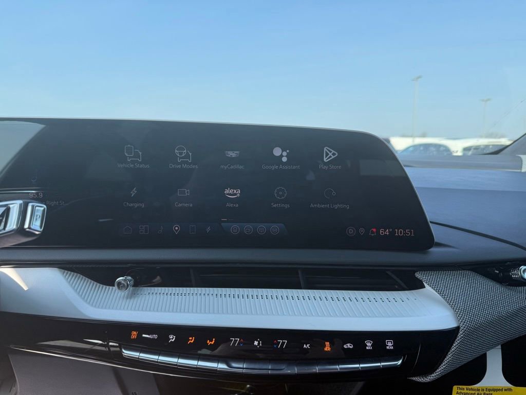 Certified 2025 Cadillac Optiq Luxury 2 w/ LPO, Floor Liner Package image 22