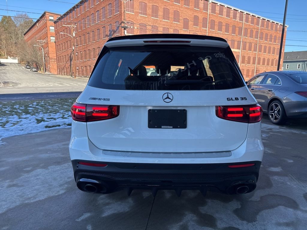 New 2026 Mercedes-Benz GLB 35 AMG 4MATIC image 7