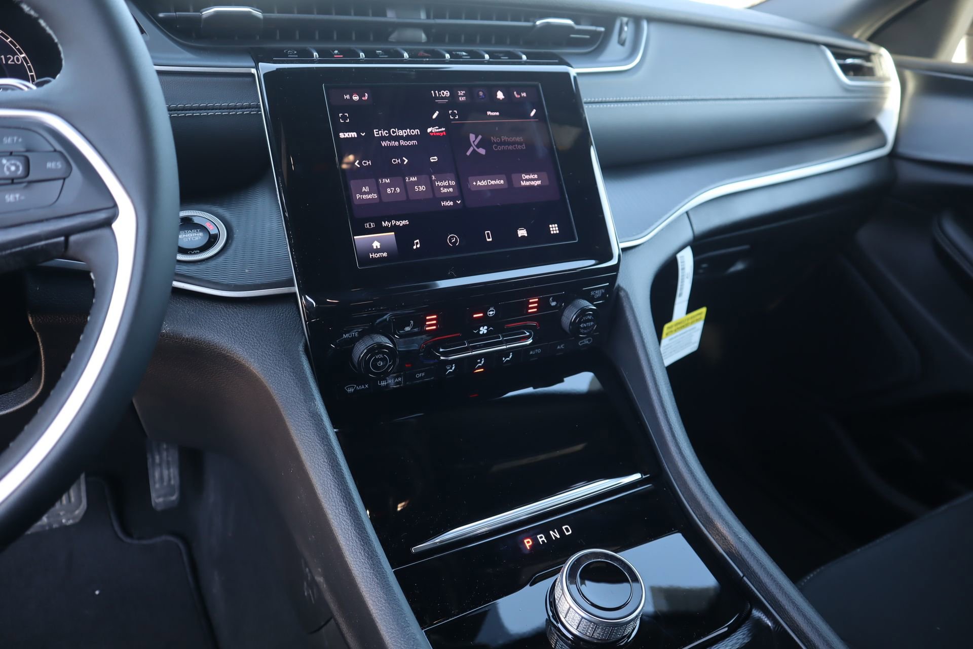 New 2026 Jeep Grand Cherokee Laredo image 5