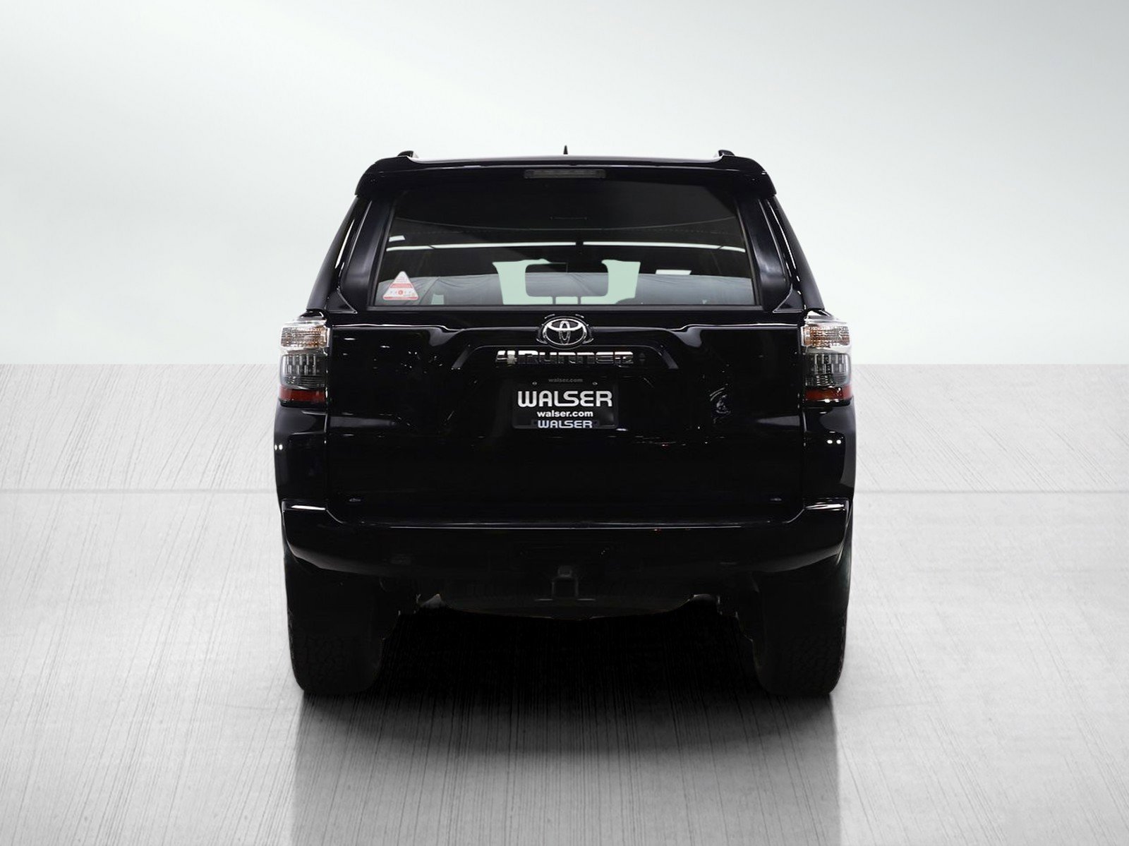 Used 2023 Toyota 4Runner SR5 Premium AWD/4WD image 4