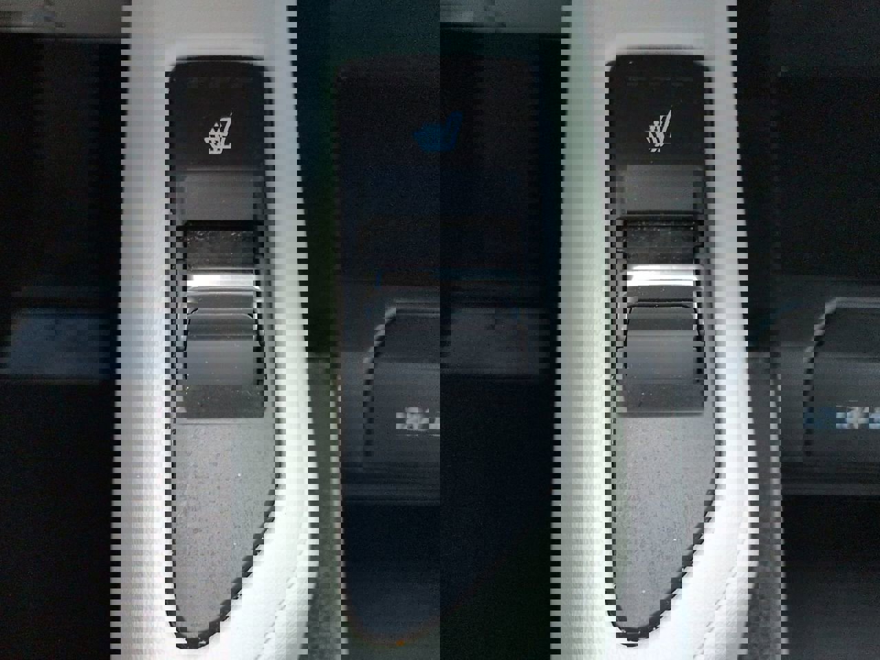 Used 2021 Kia Telluride S FWD image 24