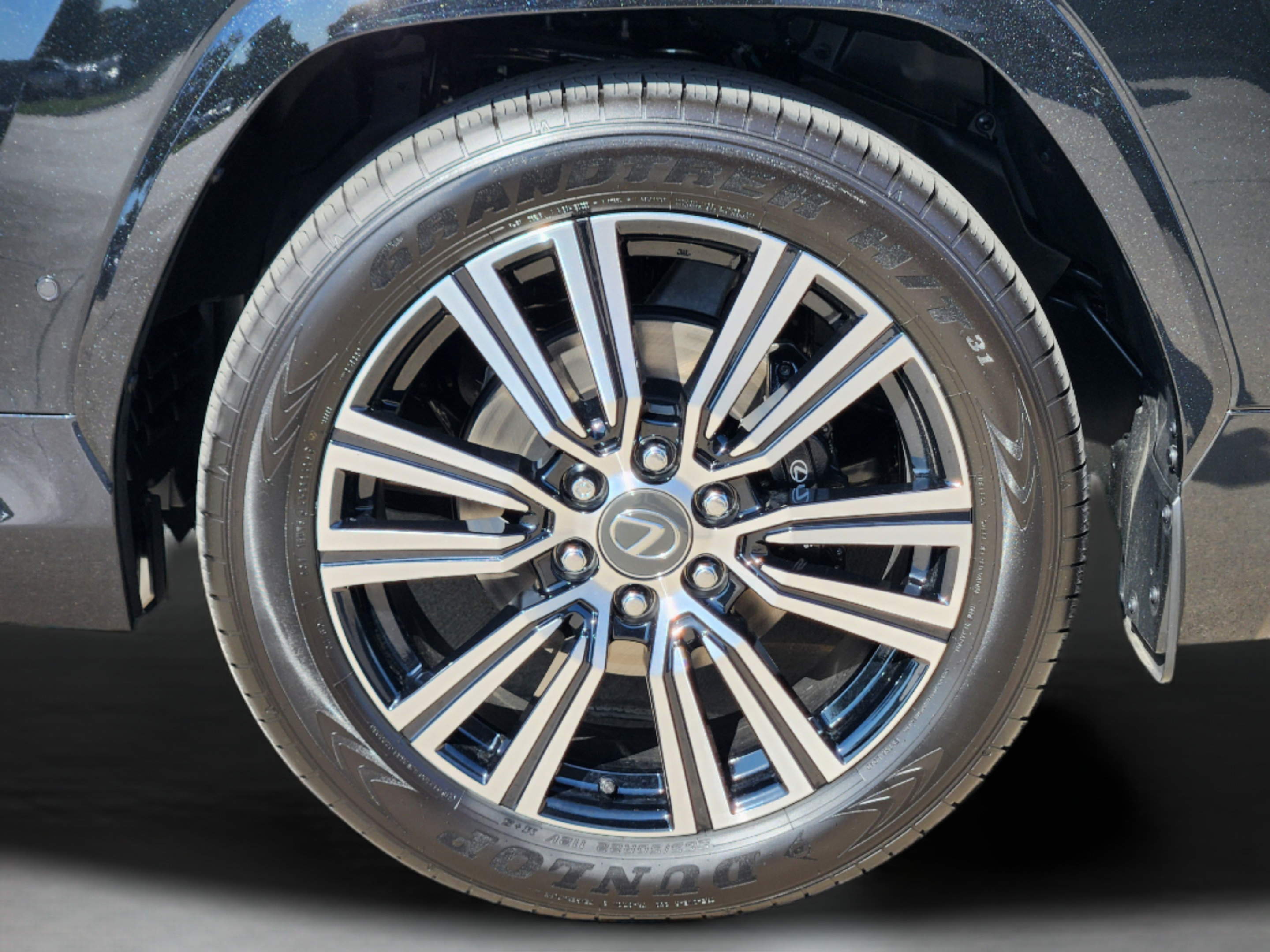 New 2026 Lexus LX 700h Luxury AWD/4WD image 27