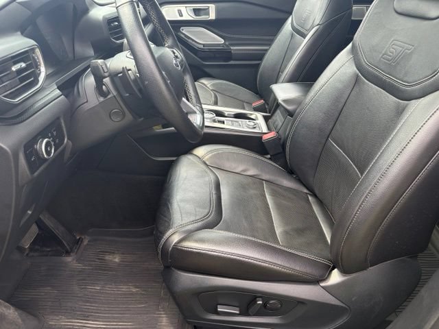 Used 2024 Ford Explorer ST w/ Technology Package AWD/4WD image 10