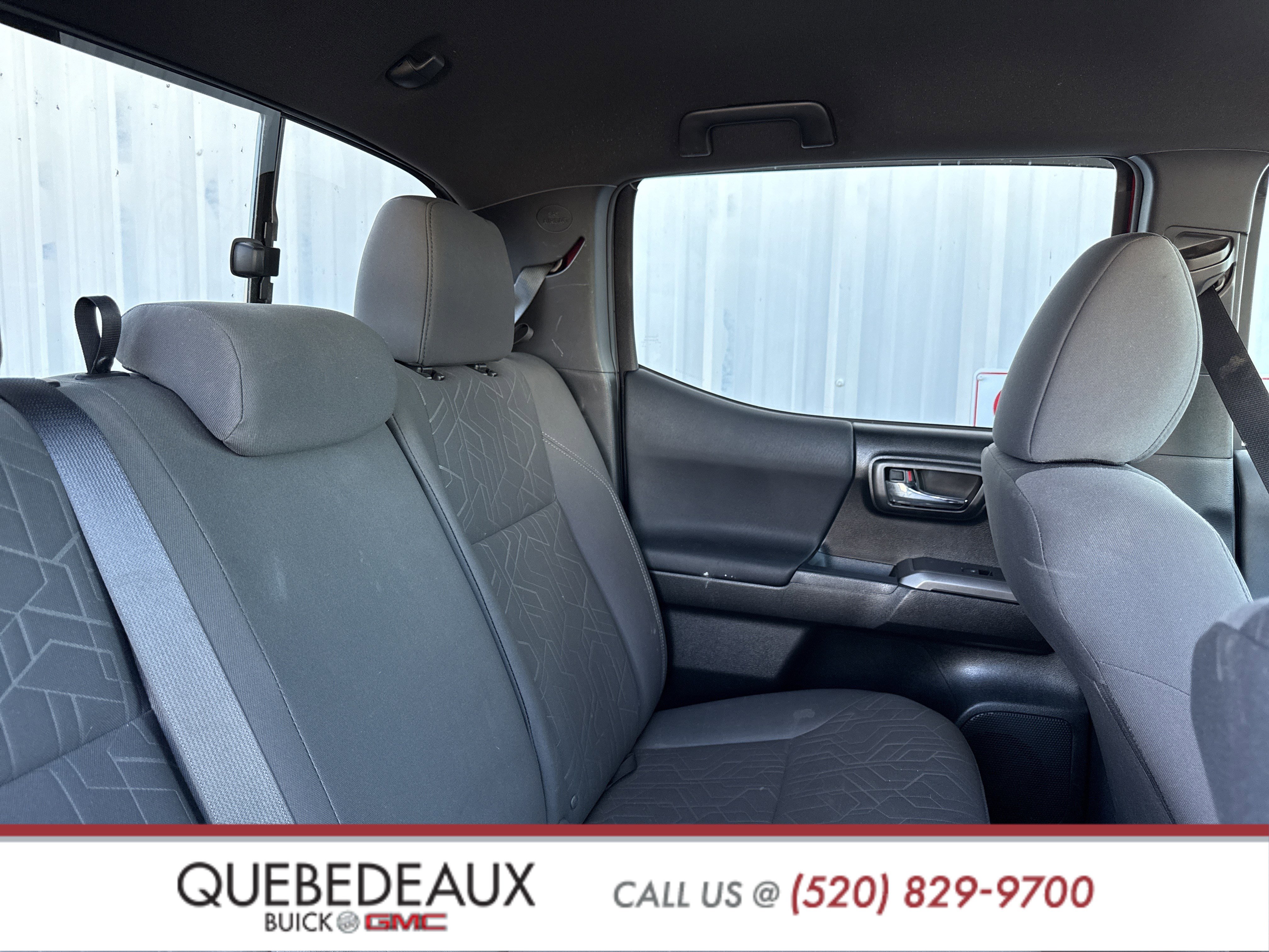 Used 2016 Toyota Tacoma TRD Sport image 39