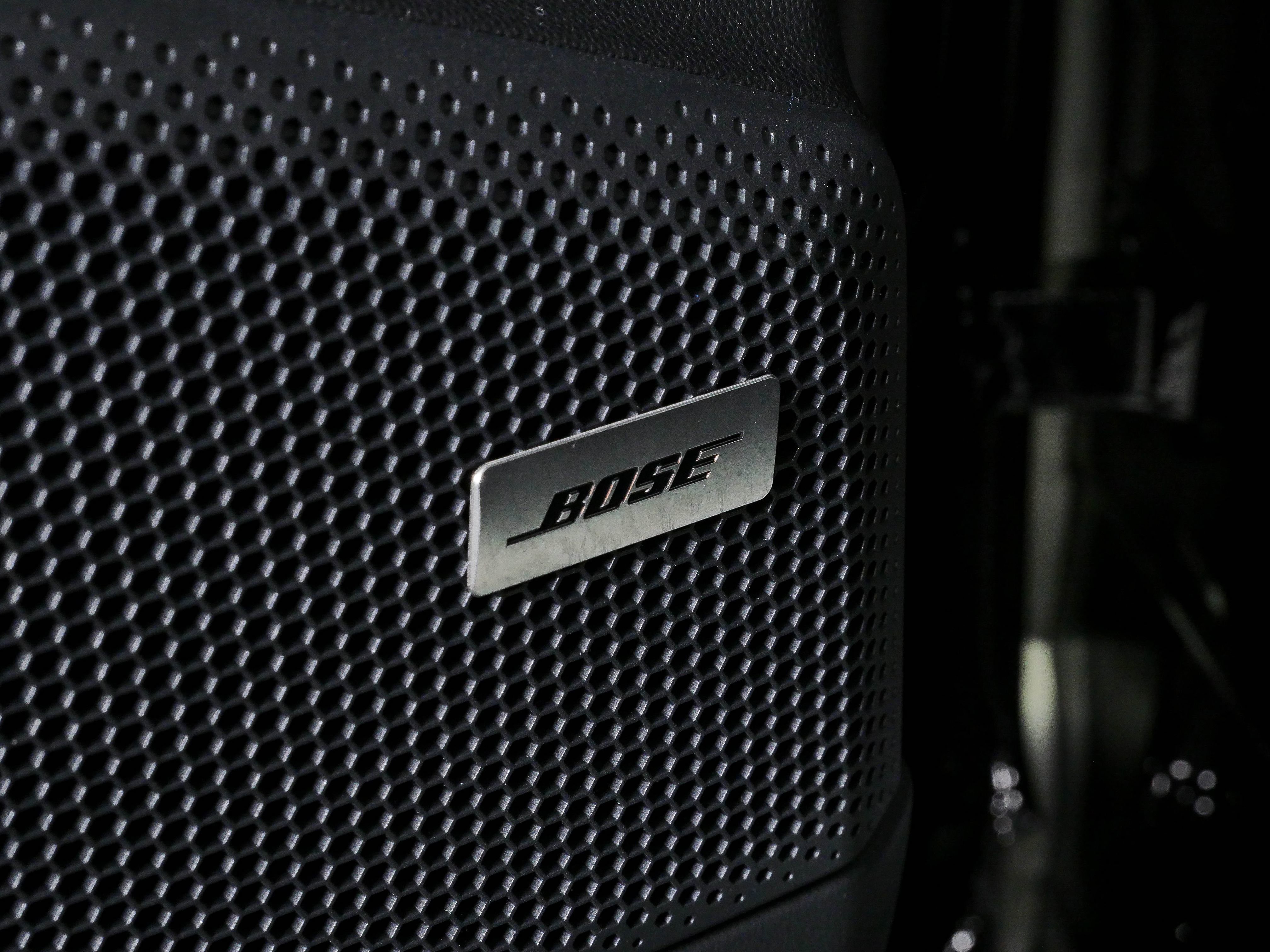 Used 2025 Porsche Macan Electric RWD image 7