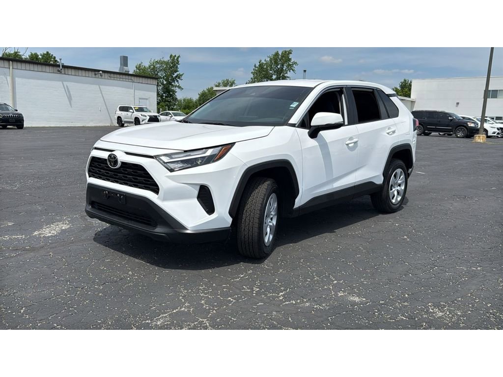 Certified 2025 Toyota RAV4 LE AWD/4WD image 3