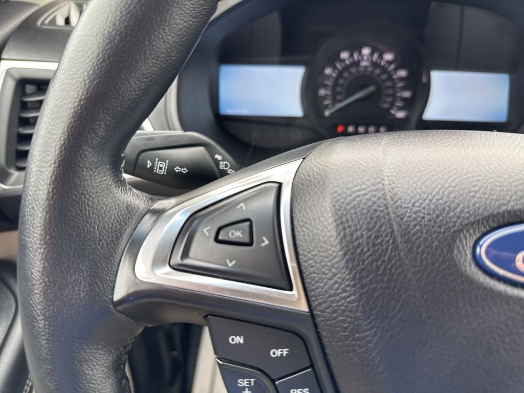 Used 2024 Ford Edge Titanium image 20