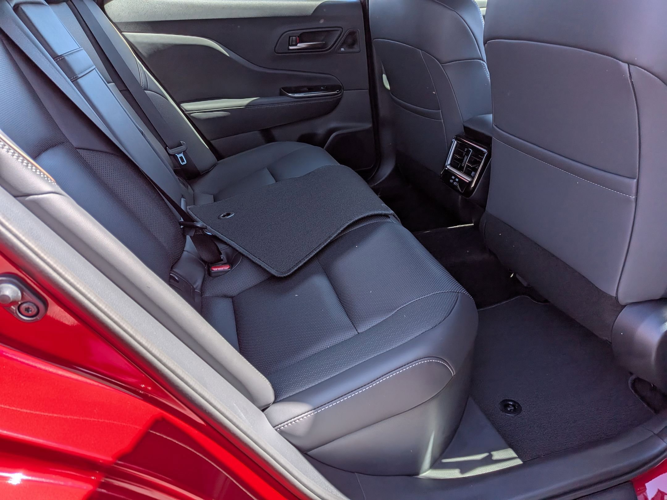 New 2026 Toyota Crown Platinum image 21