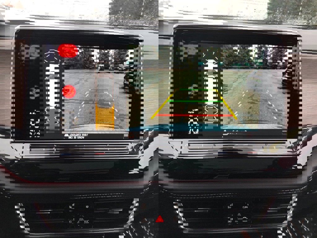 Used 2025 Volkswagen Atlas SEL image 26