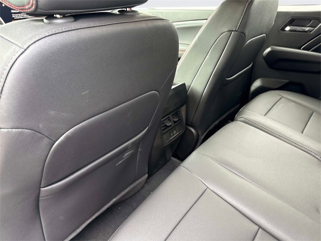 New 2026 Chevrolet Colorado Z71 w/ Technology Package image 16