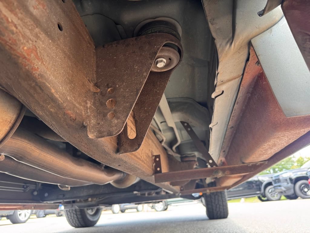 Used 2003 Chevrolet Silverado 1500 LT w/ Skid Plate Package AWD/4WD image 23