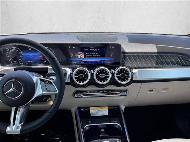 New 2026 Mercedes-Benz GLB 250 image 9