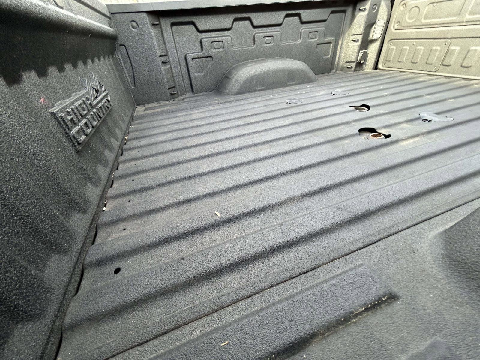 Used 2020 Chevrolet Silverado 2500 High Country w/ Z71 Off-Road Package image 17