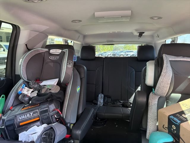 Used 2017 Chevrolet Suburban Premier image 34