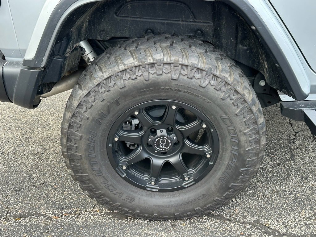 Used 2024 Jeep Wrangler Unlimited Rubicon 4xe image 5