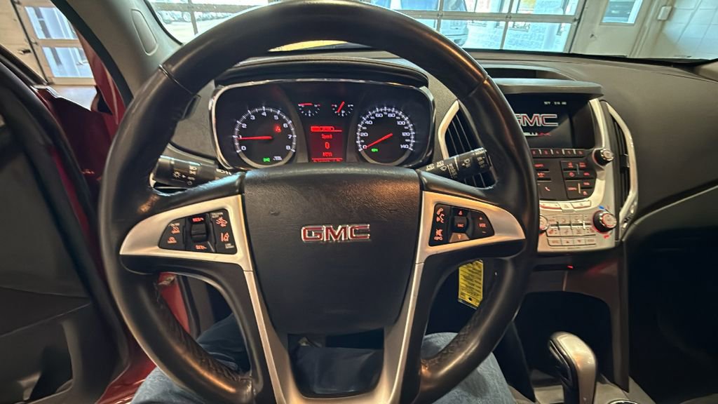 Used 2015 GMC Terrain SLT w/ Safety Package AWD/4WD image 30