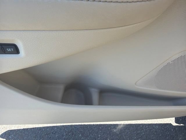 Used 2016 Nissan Murano SL w/ SL Technology Package FWD image 10