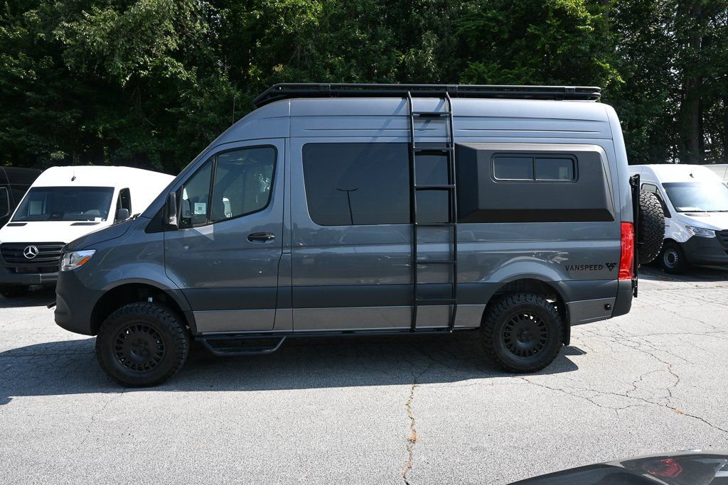 New 2025 Mercedes-Benz Sprinter 2500 image 3