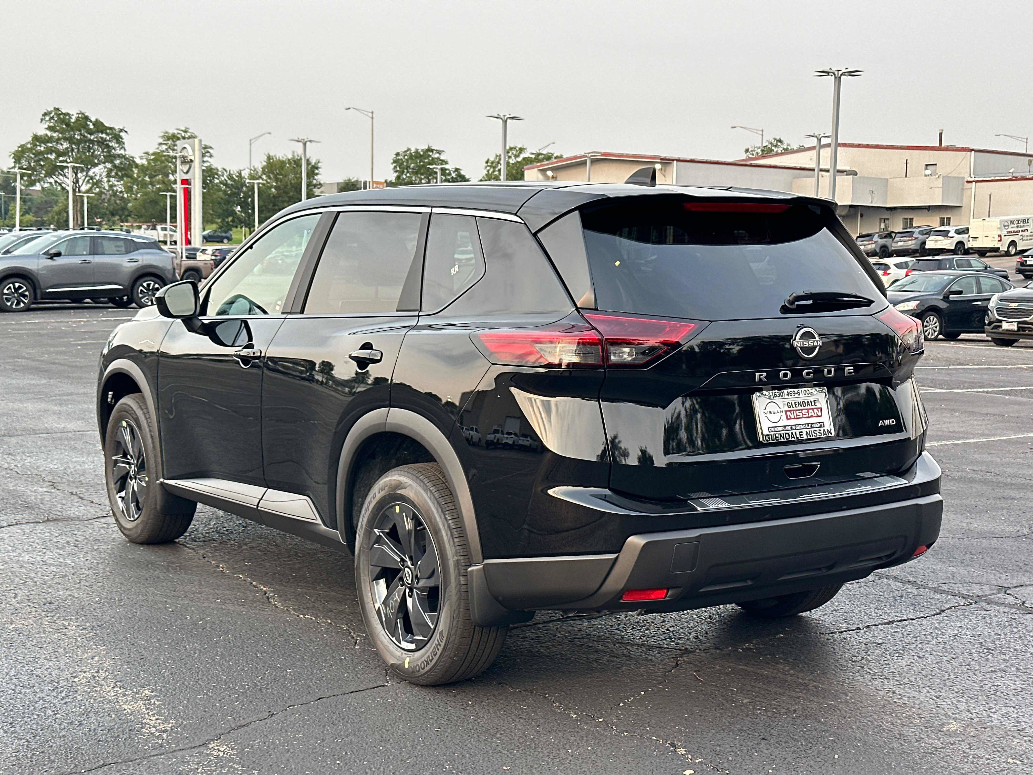 New 2026 Nissan Rogue SV w/ Cold Weather Package AWD/4WD image 6