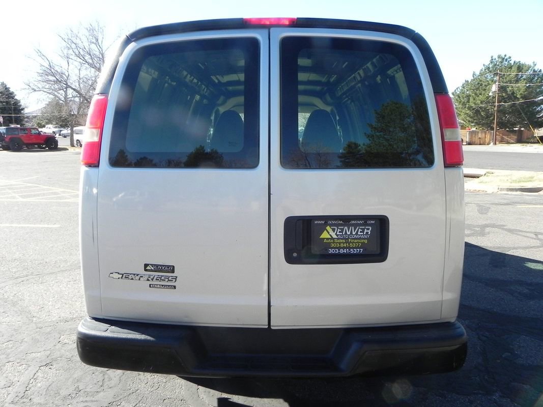 Used 2013 Chevrolet Express 1500 RWD image 7