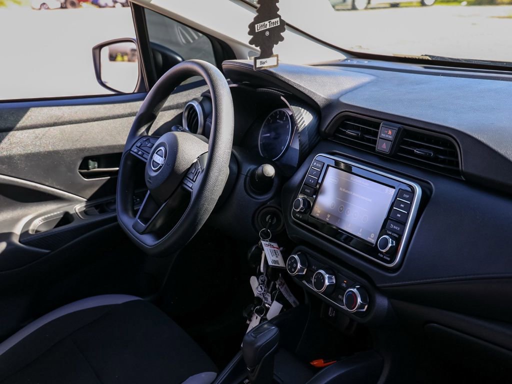 Used 2025 Nissan Versa S w/ Trunk Package FWD image 19