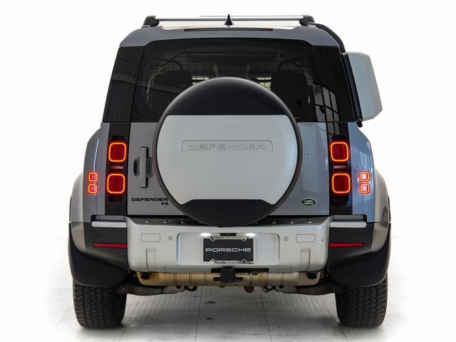 Used 2020 Land Rover Defender 110 S image 32