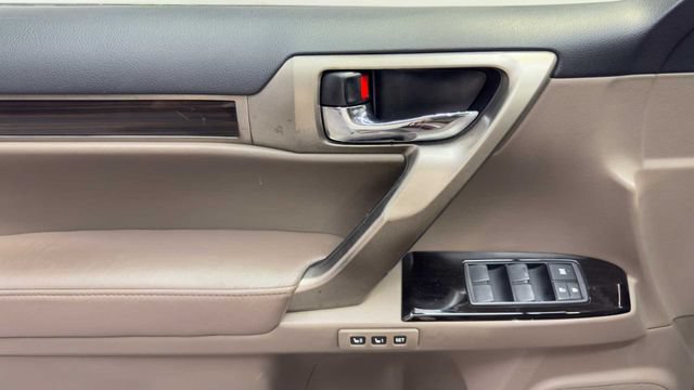Used 2017 Lexus GX 460 w/ Navigation Package AWD/4WD image 25