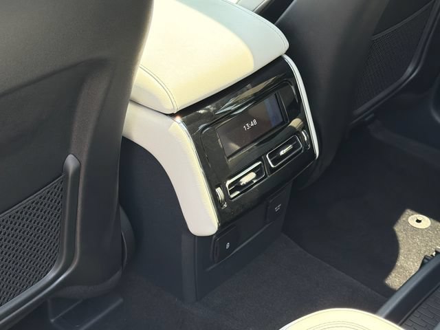 New 2026 Lincoln Aviator AWD w/ Jet Appearance Package image 22