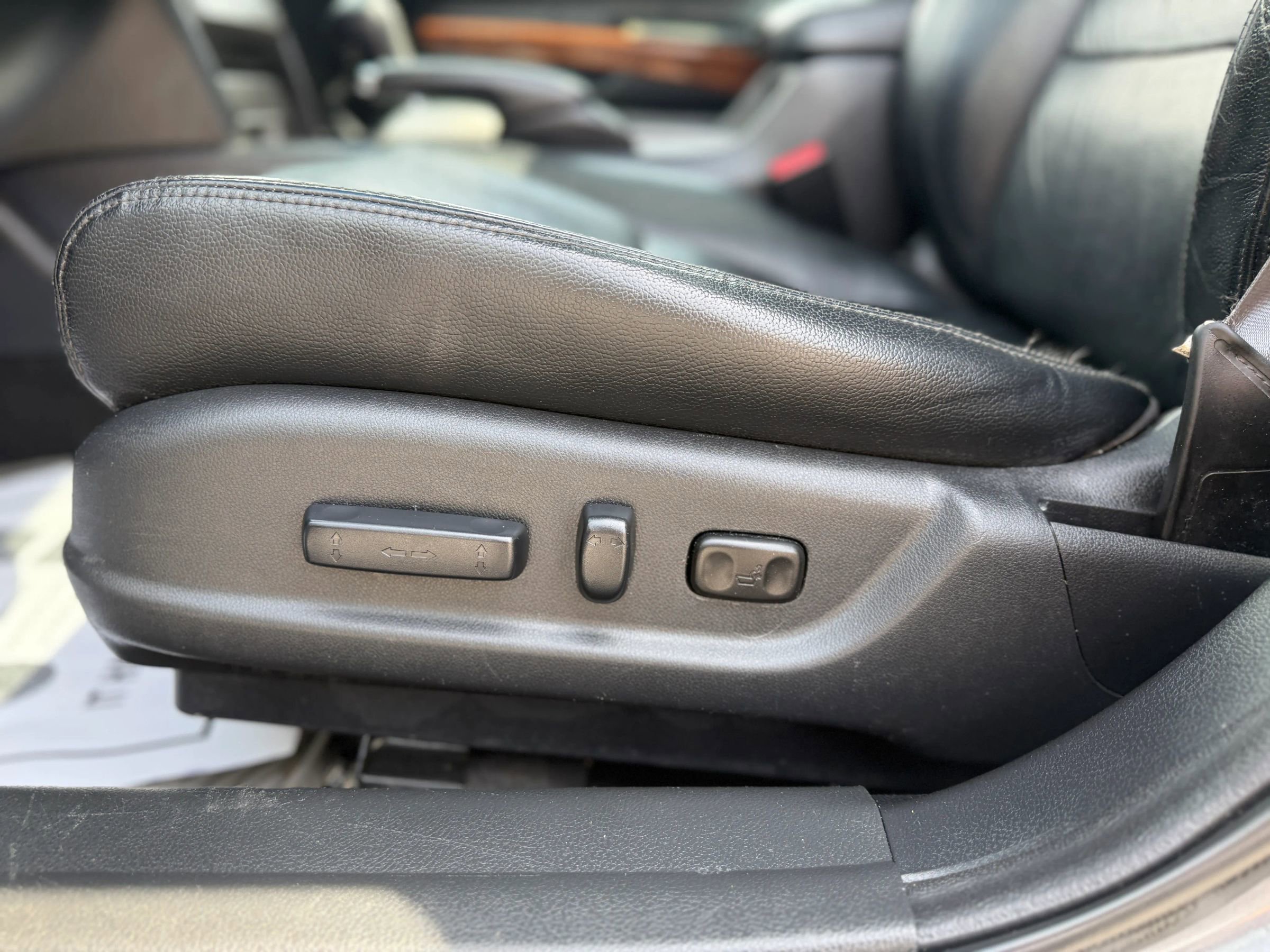Used 2011 Honda Accord EX-L image 18