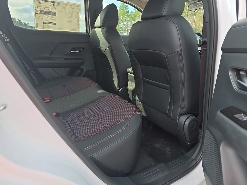 New 2026 Nissan Kicks SR FWD image 15