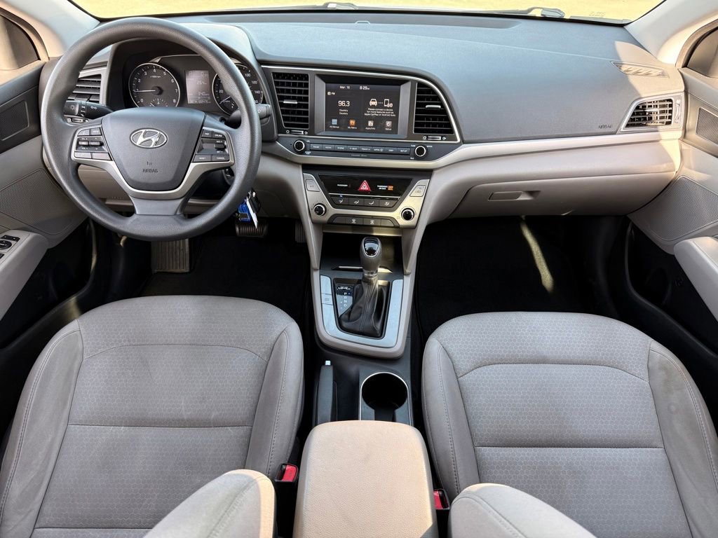 Used 2017 Hyundai Elantra SE image 10