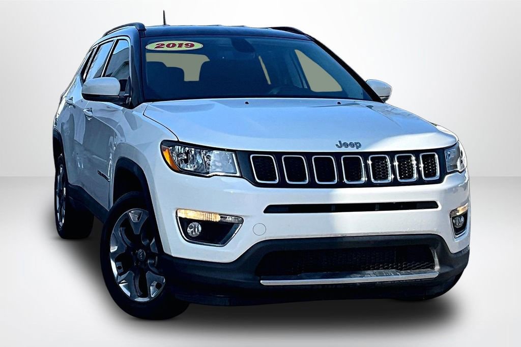 Used 2019 Jeep Compass Limited image 3