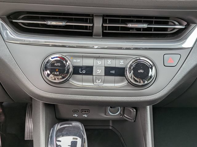 New 2026 Buick Envista Sport Touring FWD image 18