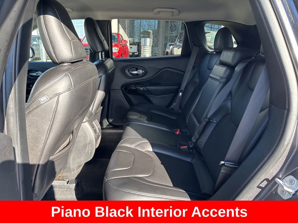 Used 2019 Jeep Cherokee Latitude Plus image 22