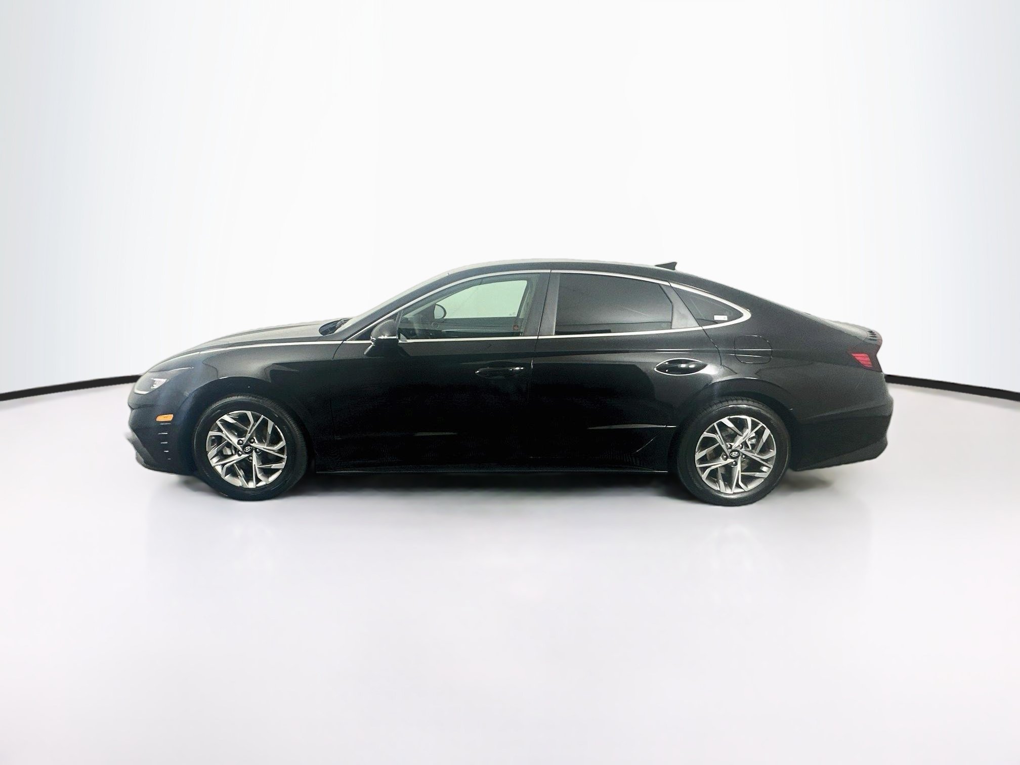 Used 2021 Hyundai Sonata SEL FWD image 4