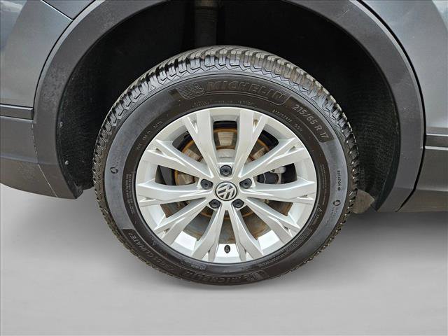 Used 2019 Volkswagen Tiguan S w/ Driver Assistance Package image 20