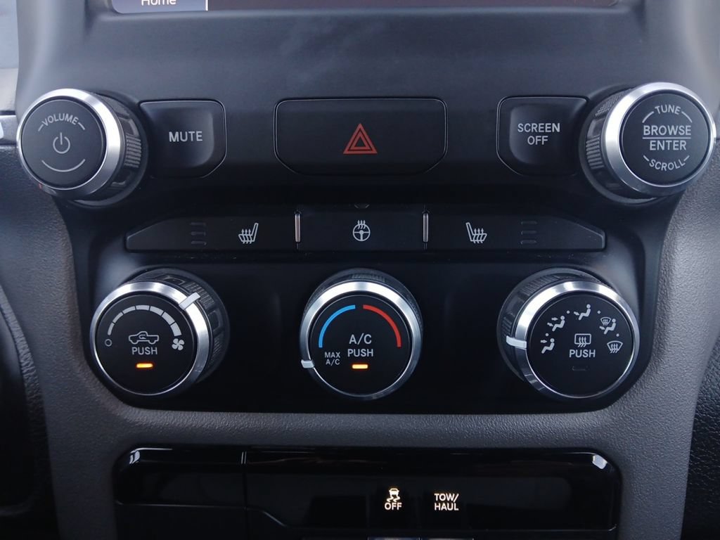 Used 2023 RAM 1500 Lone Star AWD/4WD image 4